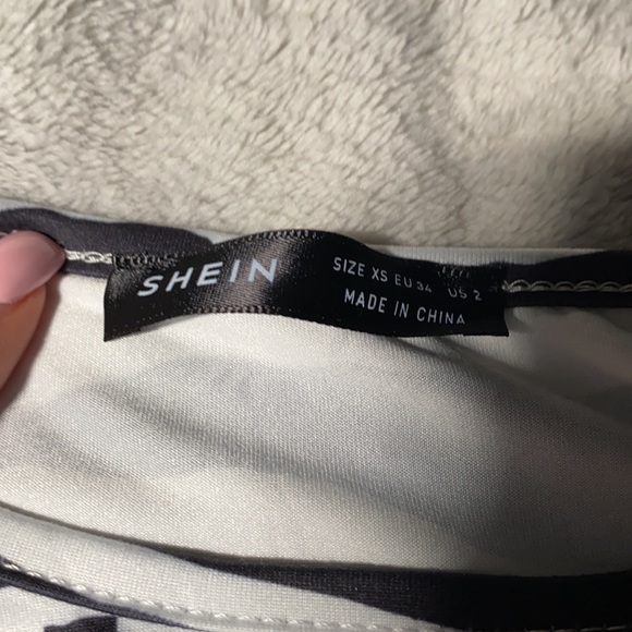 Shein top - Picture 4 of 6